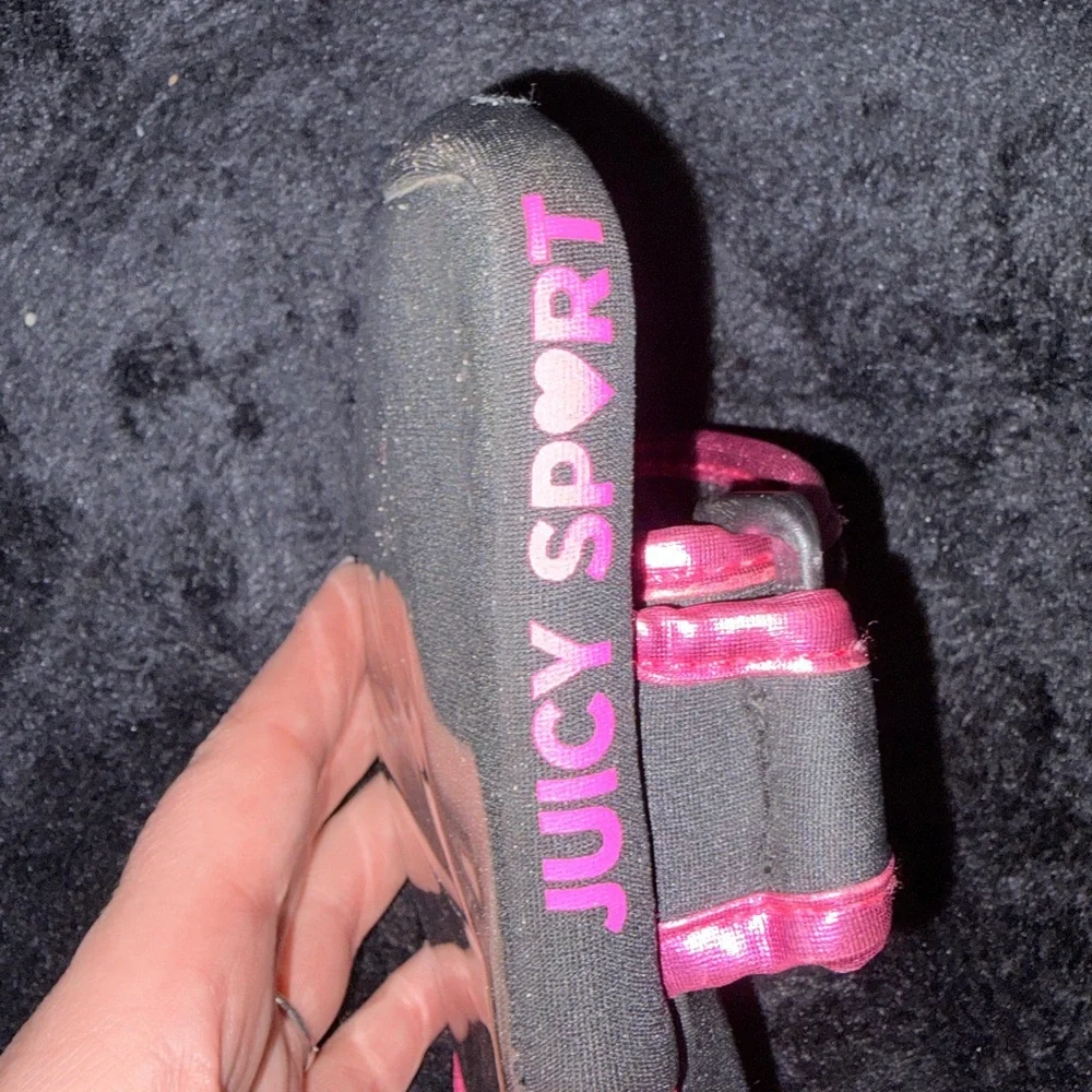 Universal Pink & Black Touchscreen Phone Armband Case